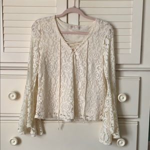 white altar’d state top